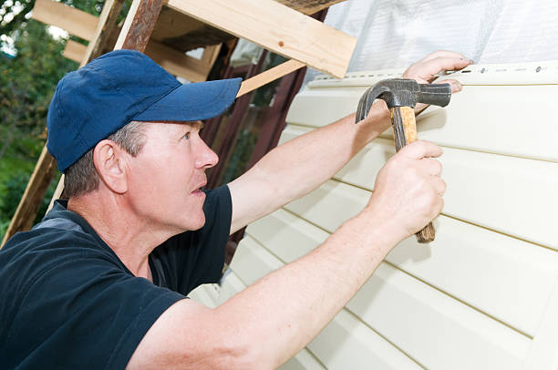 Custom Trim and Detailing for Siding in Evansdale, IA